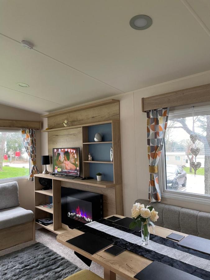 Deluxe, 3 Bed Holiday Home At Combe Haven Holiday Park Χέιστινγκς Εξωτερικό φωτογραφία